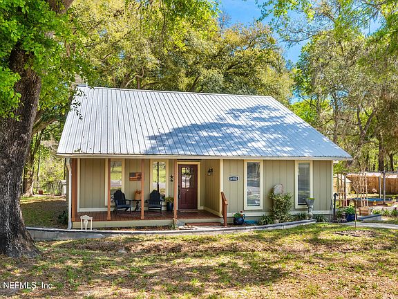 2nd image of 14992 WATER OAK Lane