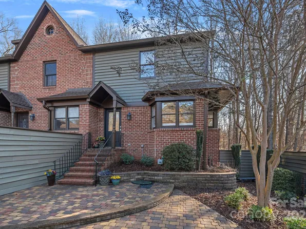 7417 Newmans Ln, Charlotte, NC 28270