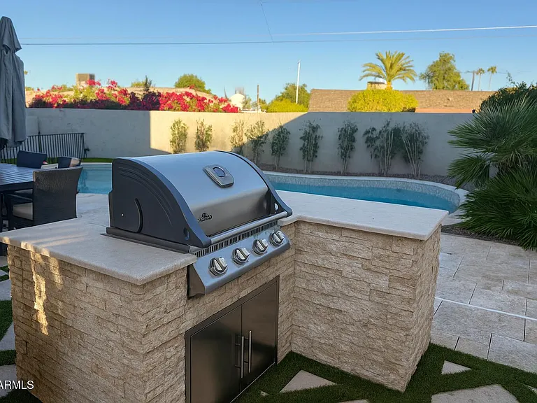 8100 E Camelback Rd #163 — Photo 33