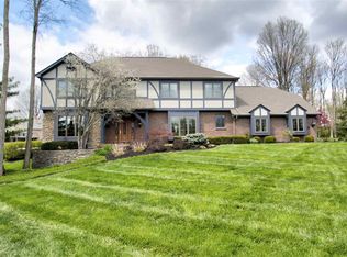 906 Squire Hill Ct, Crescent Springs, KY