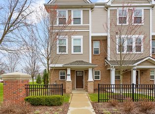 478 N Wixom Rd, Wixom, MI 48393