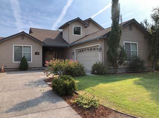 216 Bellerive Dr, Eagle Pt, OR 97524