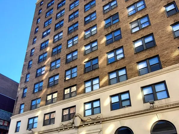 1324 Locust St APT 815, Philadelphia, PA 19107