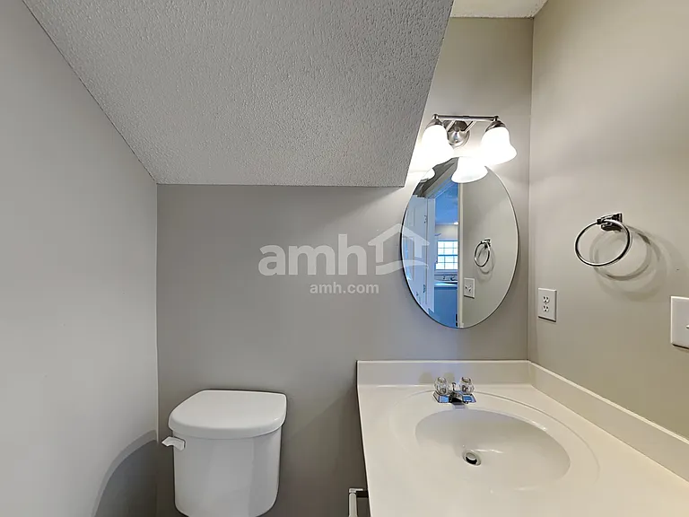 1 Oxbow Ct — Photo 10