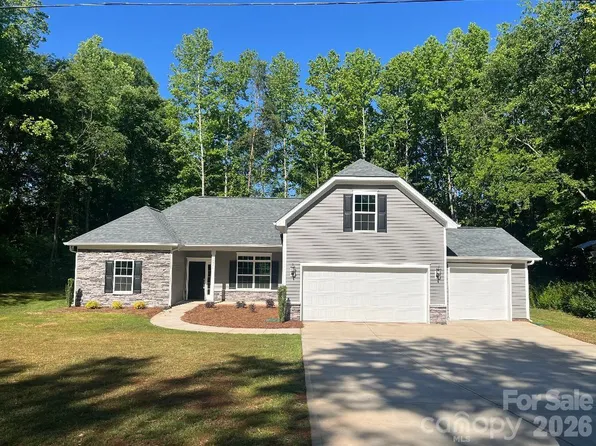 12321 Edna Dr, Huntersville, NC 28078