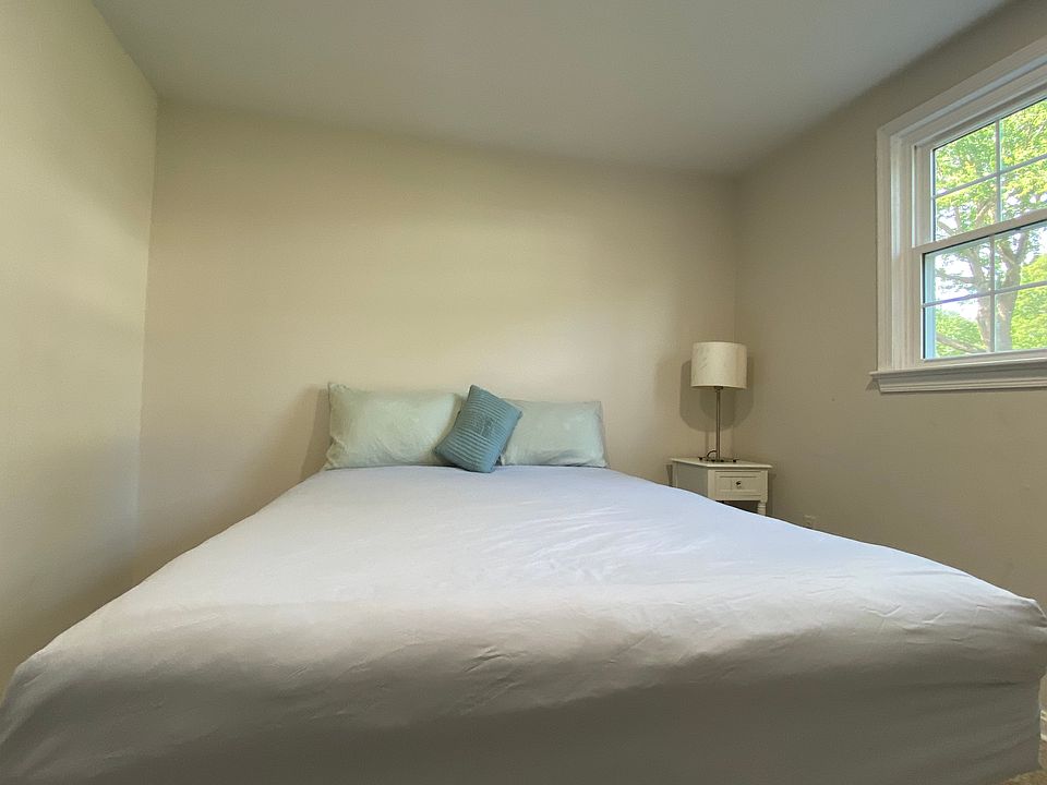 2nd image of 12902 Colby Dr #3