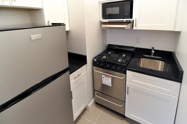 Rented by Citi Habitats | media 26