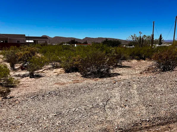 122 Black Range Ave, Elephant Butte, NM 87935