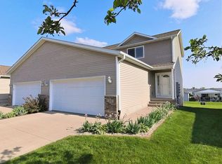 5265 Kacena Ave, Marion, IA 52302