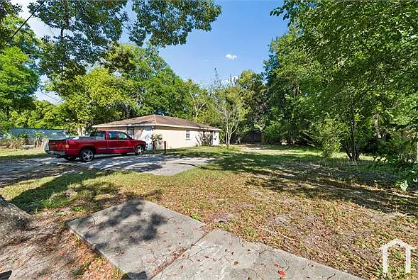 2 bed, 750 sqft, $1,050 — Photo 3