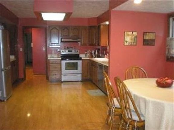 5th image of 1182 Logan Wood Dr