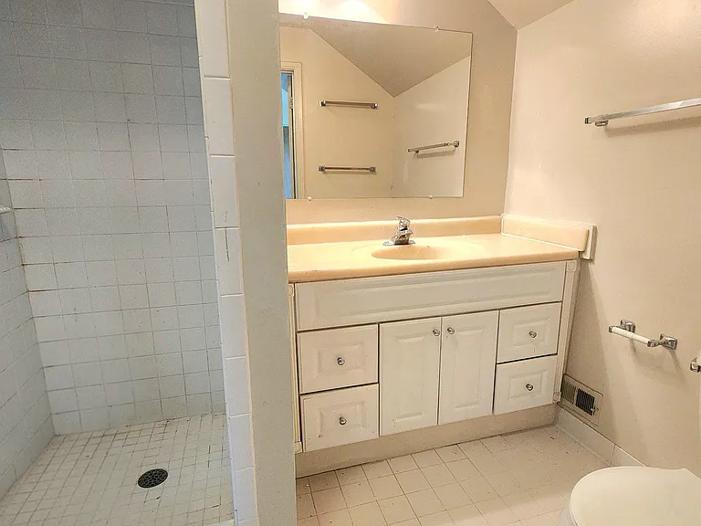 3347 S Wakefield St #B2 — Photo 21