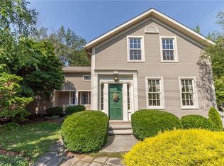 8566 Lewis Rd, Olmsted Falls, OH 44138