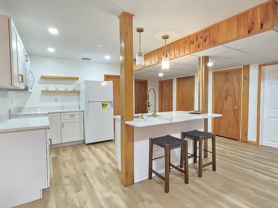 1st image of 922 Vernon St #1
