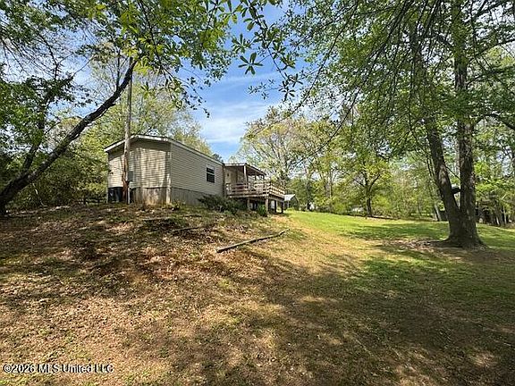 4th image of 349 W Cox Rd