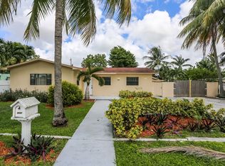 9851 SW 48th St, Miami, FL 33165