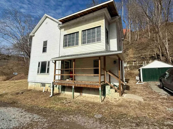 702 Pennsylvania Ave, Fairmont, WV 26554