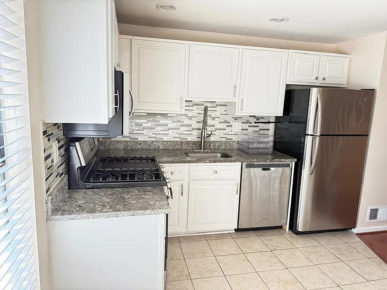 3408 Littleleaf Pl — Photo 7