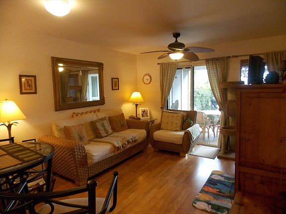 3rd image of 75-6081 Alii Dr APT A104
