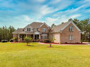 130 Lamplighter Ln, West End, NC 27376