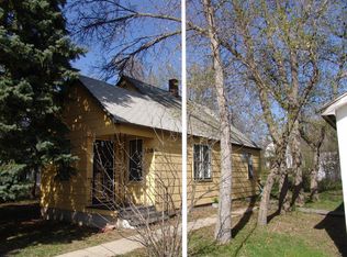 308 1st St, Waubay, SD 57273