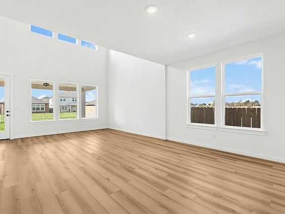 5th image of 4725 Pleasant Pl