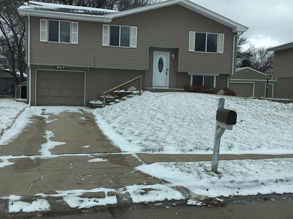 1st image of 3804 Ramblewood Dr