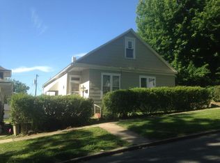 1016 Logan St, Saint Joseph, MO 64505