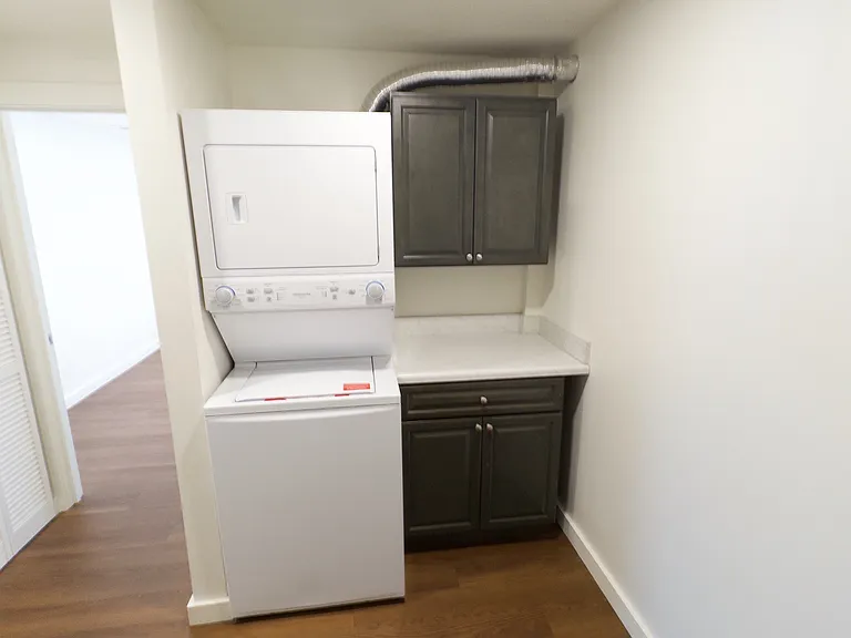 107 N Everett High Rd — Photo 13