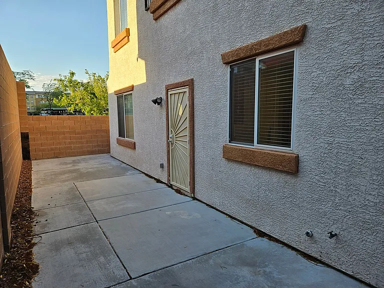 7349 Trailside Park Ct — Photo 47