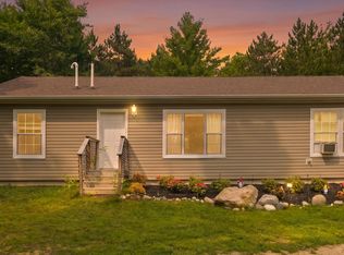 4959 W Jack Pine Dr, Grant, MI 49327