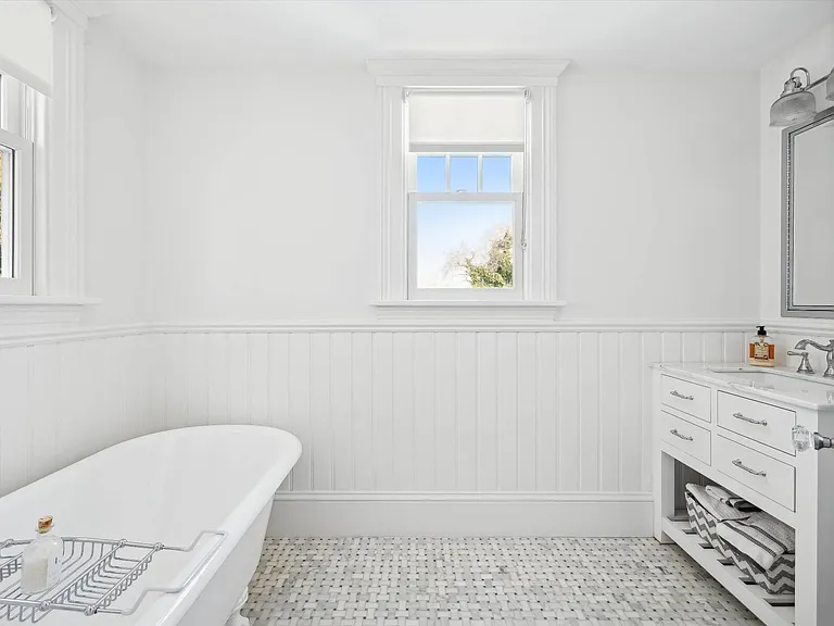 65 Herrick Rd — Photo 19