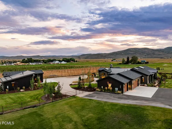 307 W Lazy Acres Ln, Kamas, UT 84036