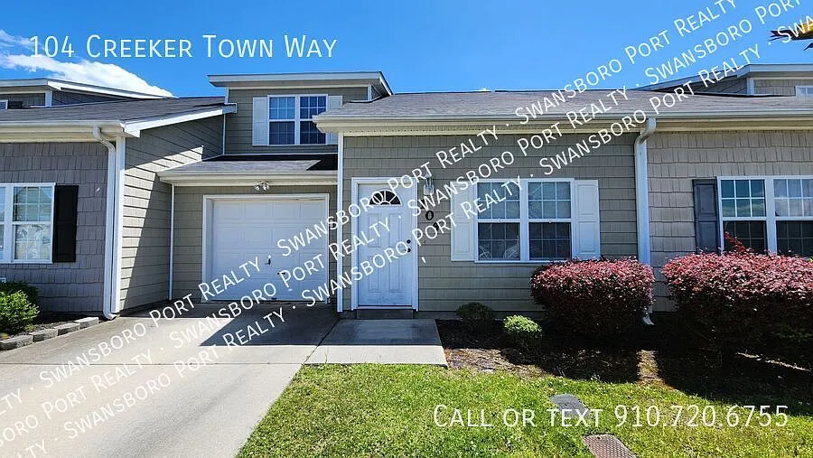 104 Creeker Town Way. Gated Community with a Pool! — Photo 2
