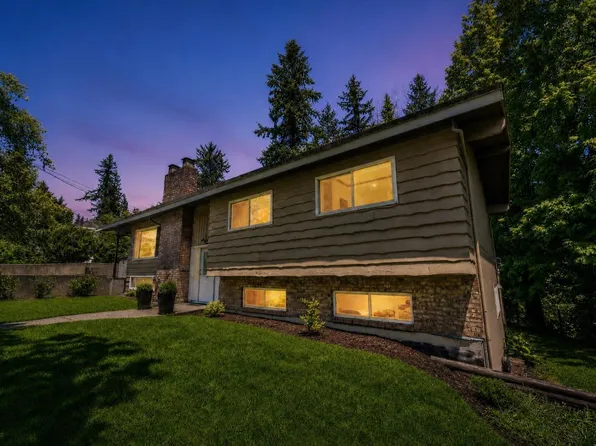 733 Shaw Ave, Coquitlam, BC V3K 2R7