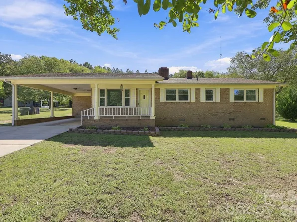 817 Rubens Rd SW, Concord, NC 28027