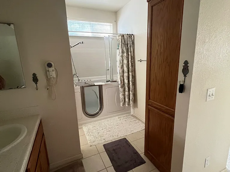 1969 Jamestown Dr — Photo 5