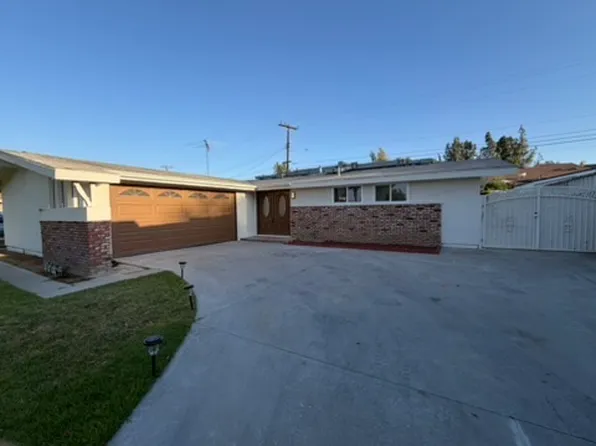 8920 Haskell St, Riverside, CA 92503
