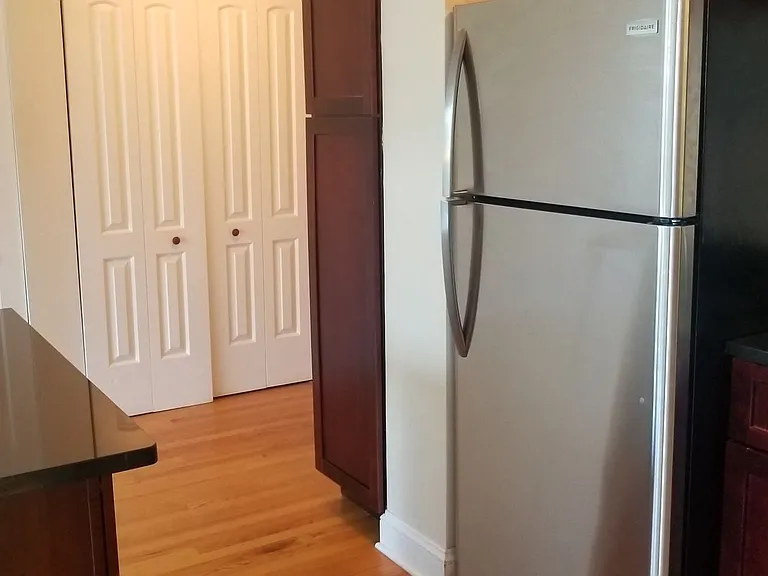 4180 Marine Terrace Apartments — Photo 71