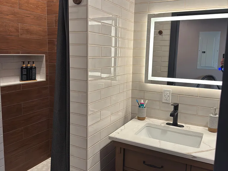 233 Brunswick St #1 — Photo 7