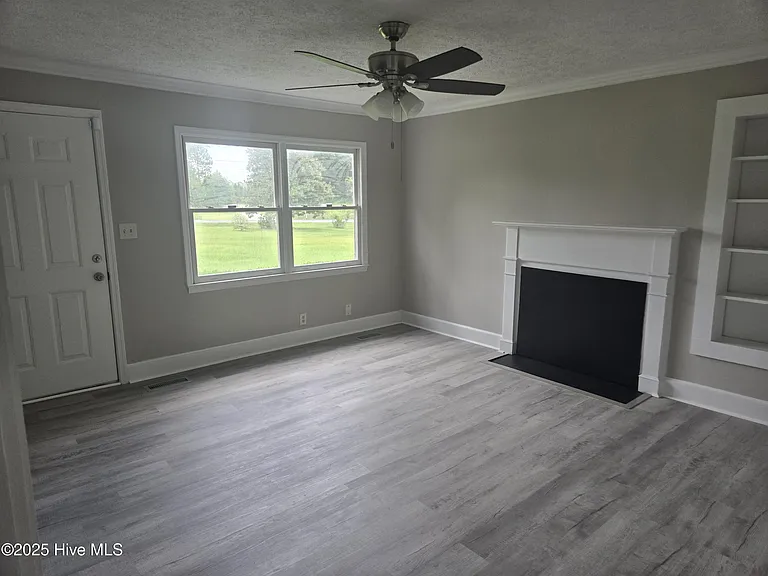 6220 Peeles Chapel Rd — Photo 2