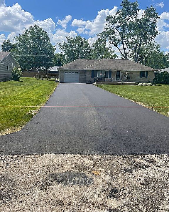 1st image of 3113 E Winwood Dr