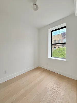 Rented by Dallien Realty Limited Liability Company | media 36