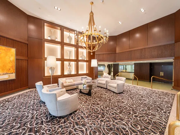 10 Kenneth Ave #509, Toronto, ON M2N 6K6