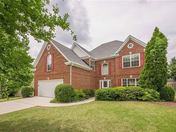 1130 Laurel Cove Dr, Snellville, GA 30078