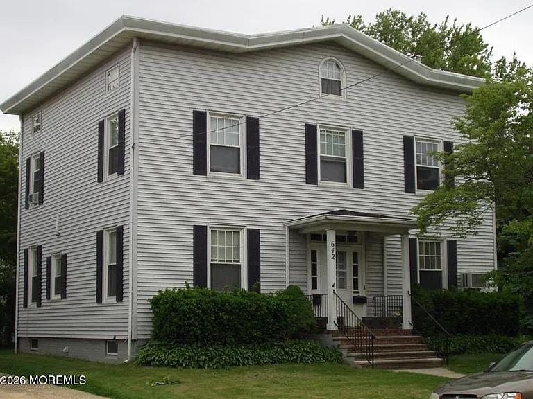 642 Morford Ave #2 — Photo 2