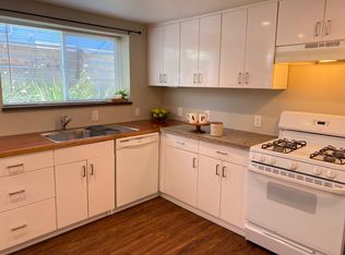 690 61st St #B, Oakland, CA 94609