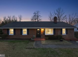 6205 Everglades Dr, Alexandria, VA 22312