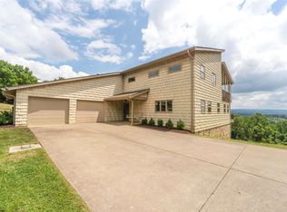 2626 Stewartstown Rd, Morgantown, WV 26508