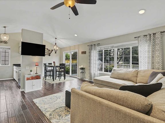 5th image of 51 Crisfield Dr